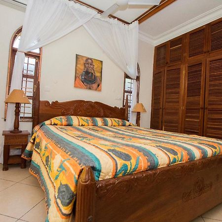 Diani Pearl Apartamento Praia de Diani Exterior foto