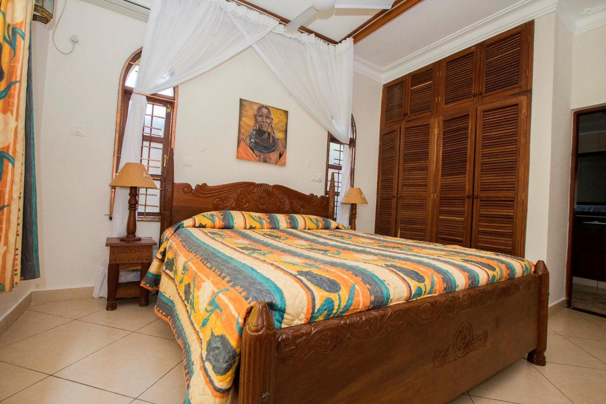 Diani Pearl Apartamento Praia de Diani Exterior foto
